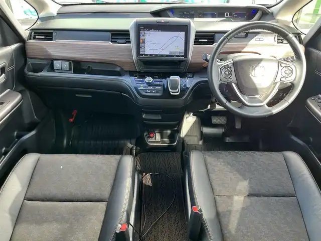 ホンダ フリード＋ ハイブリット クロスター ホンダセンシング 奈良県 2022(令4)年 2.1万km シルバーミストグリーンM 純正SD８インチナビ(VXM-VFNi)/フルセグＴＶ/CD/DVD/iPod/BT/バックカメラ　/両側パワースライドドア　/ドライブレコーダー　/追従型クルーズコントロール　/ハーフレザーシート　/シートヒーター　/ビルトインＥＴＣ　/ルーフレール/ルーフキャリア　/ＬＥＤヘッドライト/オートライト/ホンダセンシング/スマートキー/AAC/ワンオーナー