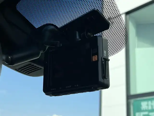 ホンダ フリード＋ ハイブリット クロスター ホンダセンシング 奈良県 2022(令4)年 2.1万km シルバーミストグリーンM 純正SD８インチナビ(VXM-VFNi)/フルセグＴＶ/CD/DVD/iPod/BT/バックカメラ　/両側パワースライドドア　/ドライブレコーダー　/追従型クルーズコントロール　/ハーフレザーシート　/シートヒーター　/ビルトインＥＴＣ　/ルーフレール/ルーフキャリア　/ＬＥＤヘッドライト/オートライト/ホンダセンシング/スマートキー/AAC/ワンオーナー