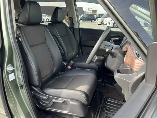 ホンダ フリード＋ ハイブリット クロスター ホンダセンシング 奈良県 2022(令4)年 2.1万km シルバーミストグリーンM 純正SD８インチナビ(VXM-VFNi)/フルセグＴＶ/CD/DVD/iPod/BT/バックカメラ　/両側パワースライドドア　/ドライブレコーダー　/追従型クルーズコントロール　/ハーフレザーシート　/シートヒーター　/ビルトインＥＴＣ　/ルーフレール/ルーフキャリア　/ＬＥＤヘッドライト/オートライト/ホンダセンシング/スマートキー/AAC/ワンオーナー