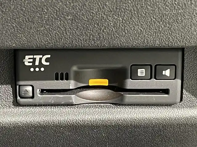 スズキ ジムニー XC 愛知県 2020(令2)年 2.5万km ジャングルグリーン 純正8インチナビ/衝突軽減ブレーキ/ビルトインETC/シートヒーター/LEDヘッドライト/バックカメラ/クルーズコントロール/ドライブレコーダー/フルセグTV/Bluetooth/レーンキープアシスト/オートハイビーム/ダウンヒルアシスト/プッシュスタート/USB接続/スマートキー/CD/DVD再生/ミュージックサーバー/ミュージックプレイヤー接続/純正ラバーマット/純正アルミホイール/オートライト/禁煙車/4WD/トランスファーレバー/ウィンカーミラー/電動格納ミラー/ドアバイザー/ルーフキャリア/フォグランプ/革調シートカバー/ステアリングリモコン/横滑り防止装置/ヘッドライトウォッシャー/盗難警報装着車/背面タイヤ/純正マッドフラップ