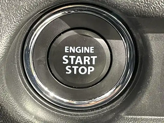 スズキ ジムニー XC 愛知県 2020(令2)年 2.5万km ジャングルグリーン 純正8インチナビ/衝突軽減ブレーキ/ビルトインETC/シートヒーター/LEDヘッドライト/バックカメラ/クルーズコントロール/ドライブレコーダー/フルセグTV/Bluetooth/レーンキープアシスト/オートハイビーム/ダウンヒルアシスト/プッシュスタート/USB接続/スマートキー/CD/DVD再生/ミュージックサーバー/ミュージックプレイヤー接続/純正ラバーマット/純正アルミホイール/オートライト/禁煙車/4WD/トランスファーレバー/ウィンカーミラー/電動格納ミラー/ドアバイザー/ルーフキャリア/フォグランプ/革調シートカバー/ステアリングリモコン/横滑り防止装置/ヘッドライトウォッシャー/盗難警報装着車/背面タイヤ/純正マッドフラップ