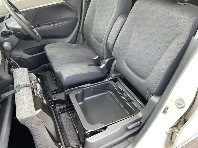 スズキ ワゴンＲ FX－LTD 佐賀県 2013(平25)年 13.4万km パールホワイト 7型DVDナビ(CD/DVD/ワンセグTV)/アイドリングストップ/プッシュスタート/スマートキー/シガーソケット/ISOFIX/サイドポール/ヘッドライトレベライザー/電動格納ミラー/フロアマット/ドアバイザー/現状サマー(純正AW)(155/65/R14)/TOYO NANOENERGY 3