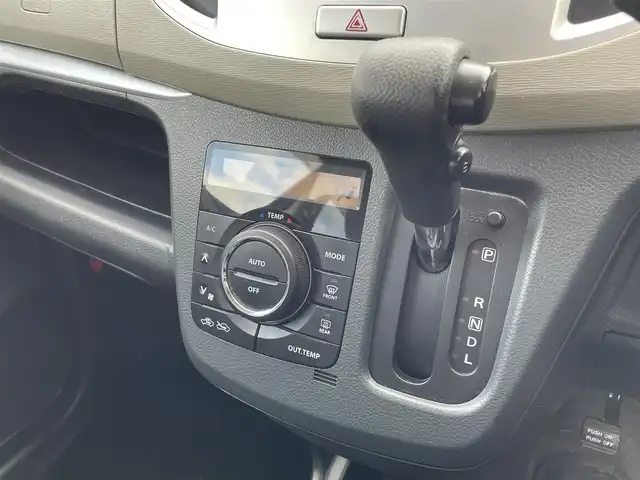 スズキ ワゴンＲ FX－LTD 佐賀県 2013(平25)年 13.4万km パールホワイト 7型DVDナビ(CD/DVD/ワンセグTV)/アイドリングストップ/プッシュスタート/スマートキー/シガーソケット/ISOFIX/サイドポール/ヘッドライトレベライザー/電動格納ミラー/フロアマット/ドアバイザー/現状サマー(純正AW)(155/65/R14)/TOYO NANOENERGY 3