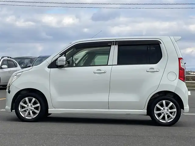 スズキ ワゴンＲ FX－LTD 佐賀県 2013(平25)年 13.4万km パールホワイト 7型DVDナビ(CD/DVD/ワンセグTV)/アイドリングストップ/プッシュスタート/スマートキー/シガーソケット/ISOFIX/サイドポール/ヘッドライトレベライザー/電動格納ミラー/フロアマット/ドアバイザー/現状サマー(純正AW)(155/65/R14)/TOYO NANOENERGY 3