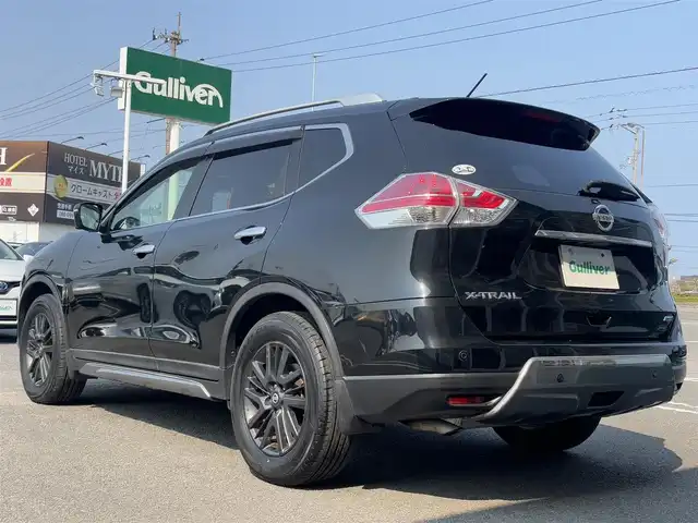 日産 エクストレイル 20X ブラック エクストリーマーX 福岡県 2015(平27)年 8.7万km ダイヤモンドブラック 純正ナビ(QY73-91NE)/(CD・DVD/Bluetooth/TV)/純正ビルトインETC/衝突被害軽減ブレーキ/クルーズコントロール/レーンキープアシスト/オートライト/4WD/ダウンヒルアシストコントロール/サンルーフ/純正17インチアルミホイール/合成皮革シート/前席シートヒーター/スマートキー