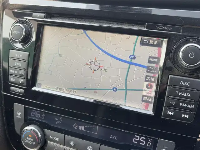 日産 エクストレイル 20X ブラック エクストリーマーX 福岡県 2015(平27)年 8.7万km ダイヤモンドブラック 純正ナビ(QY73-91NE)/(CD・DVD/Bluetooth/TV)/純正ビルトインETC/衝突被害軽減ブレーキ/クルーズコントロール/レーンキープアシスト/オートライト/4WD/ダウンヒルアシストコントロール/サンルーフ/純正17インチアルミホイール/合成皮革シート/前席シートヒーター/スマートキー