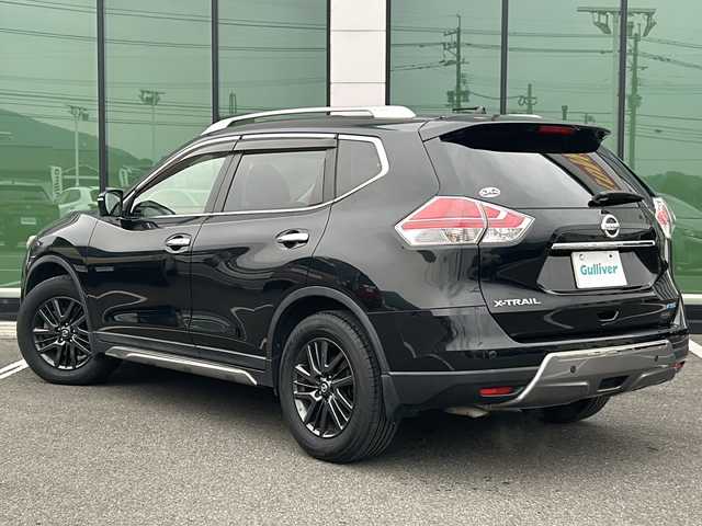 日産 エクストレイル 20X ブラック エクストリーマーX 福岡県 2015(平27)年 8.7万km ダイヤモンドブラック 純正ナビ(QY73-91NE)/(CD・DVD/Bluetooth/TV)/純正ビルトインETC/衝突被害軽減ブレーキ/クルーズコントロール/レーンキープアシスト/オートライト/4WD/ダウンヒルアシストコントロール/サンルーフ/純正17インチアルミホイール/合成皮革シート/前席シートヒーター/スマートキー