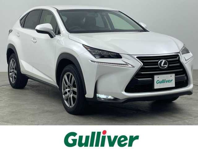 レクサス ＮＸ 200t Iパッケージ 大分県 2016(平28)年 4.4万km ソニッククォーツ 純正SDナビ/【フルセグTV、DVD、Blu-ray、BT対応】/ステアリングスイッチ/バック、サイドカメラ/電動パーキング/オートホールド機能/ビルトインETC2.0/前方ドライブレコーダー/ステアリングヒーター/クルーズコントロール/パドルシフト/パワーバックドア/黒革シート/・前席パワーシート/シートヒーター/アイドリングストップ/横滑り防止装置/電動格納ミラー/純正フロアマット/オートライト/3眼LEDヘッドライト/フォグランプ/純正18インチアルミホイール