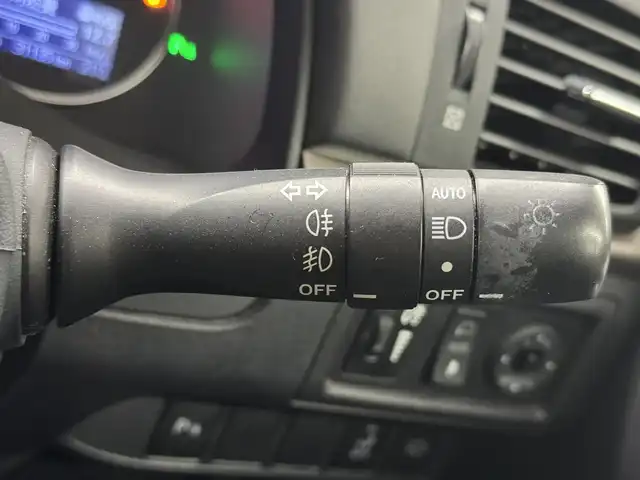 レクサス ＣＴ 200h バージョンC 三重県 2014(平26)年 3.2万km レッドマイカクリスタルシャイン ハイブリッド/FF/MTモード付インパネCVT/純正 7インチナビ/（AM/FM/CD/DVD/Blu-ray/SD/SDREC/USB/VTR/AUX）/バックガイドモニター/ドドライブレコーダー 前方/ビルトイン ETC/安全/・【OP】プリクラッシュセーフティ［PCS］/・【OP】レーダークルコン/・【OP】クリアランスソナー＆バックソナー/・ABS/装備/・【OP】L-texシート（合皮：運転席ポジションメモリー付）/・【OP】寒冷地仕様（ウインドシールドデアイサー、リヤフォグランプ、ヘッドランプクリーナー等）/・シートヒーター（D/N）/・パワーシート（D8way/N4way）/・左右独立オートエアコン/・【OP】215/45R17タイヤ＆純正17inAW/・【OP】LEDヘッドランプ＋クリアランスランプ/・【OP】LEDフロントフォグランプ/・自動防眩ルームミラー/・車両接近通報装置/・電動コーナーポール/・保/取/ナビ取/・プッシュスタート/・スマートキーx1