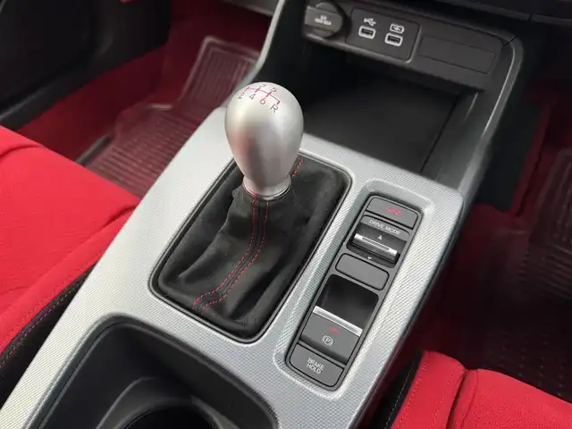 ホンダ シビック タイプR 千葉県 2024(令6)年 0.1万km フレームレッド ワンオーナー車/室内保管車両/ホンダセンシング/レーダークルーズコントロール/レーンキープアシスト/ブラインドスポットモニター/純正ナビ/フルセグTV/Bluetooth/バックカメラ/コーナーセンサー/純正ブレンボ/純正19インチAW/LEDライト/ETC/保証書・取説/スペアキー
