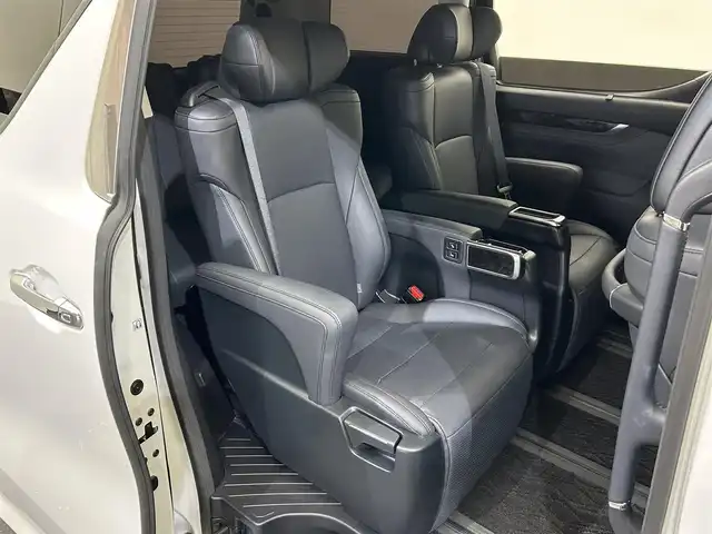 トヨタ アルファード S Cパッケージ 愛媛県 2022(令4)年 1.5万km ホワイトパールクリスタルシャイン 純正ナビ純正フリップダウンモニターツインサンルーフレーダークルーズクルーズコントロールカープレイバックカメラBSMフルセグTV三眼LEDエアーシートシートヒーター両側パワスラパワーバックドアＰＣＳクリアランスソナーレーンキープアシストフルセグTVカープレイアンドロイドオートシーケンシャルウィンカーステアリングヒータートヨタセーフティセンスワンオーナー ETC