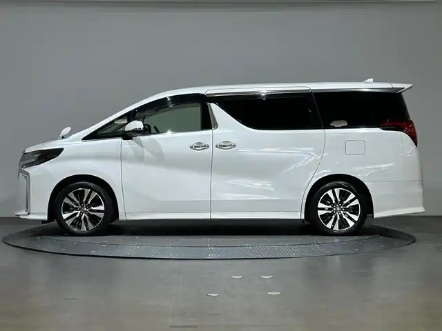 トヨタ アルファード S Cパッケージ 愛媛県 2022(令4)年 1.5万km ホワイトパールクリスタルシャイン 純正ナビ純正フリップダウンモニターツインサンルーフレーダークルーズクルーズコントロールカープレイバックカメラBSMフルセグTV三眼LEDエアーシートシートヒーター両側パワスラパワーバックドアＰＣＳクリアランスソナーレーンキープアシストフルセグTVカープレイアンドロイドオートシーケンシャルウィンカーステアリングヒータートヨタセーフティセンスワンオーナー ETC