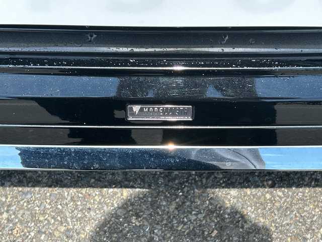 トヨタ ヴォクシー ハイブリッド S－Z 和歌山県 2022(令4)年 2.5万km アティチュードブラックマイカ 純正10.5インチナビ/フルセグTV/バックカメラ/デジタルインナーミラー/(BT/CD/DVD/HDMI）/プリクラッシュセーフティー/レーンディパーチャーアラート/ブラインドスポットモニター/ヘッドアップディスプレイ/クリアランスソナー/モデリスタエアロ/快適利便パッケージ/パワーバックドア/シートヒーター/ドラレコ/ビルトインETC2.0/AC100V充電/ステアリングヒーター/LEDヘッドライト/オートライト/オートマチックハイビーム
