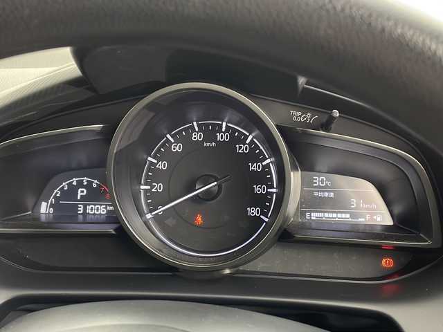 マツダ デミオ 13S 千葉県 2018(平30)年 3.1万km ダイナミックブルーマイカ 禁煙車/ワンオーナー/i-ACTIVSENSE/・スマートシティーブレーキサポート/・BSM/・車線逸脱警報システム/・パーキングセンサー/マツダコネクト/Bluetooth/CD/DVD/AUX/フルセグ/アラウンドビューモニター/純正フロアマット/LEDオートライト/シートヒーター/オートエアコン/アイドリングストップ/USBポート/プッシュスタート/スマートキー/取扱説明書/保証書