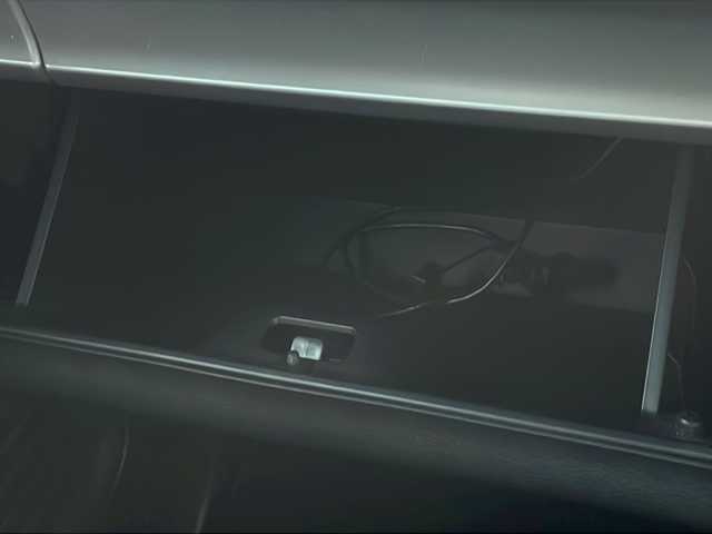 スズキ スペーシア HYBRID X 山口県 2021(令3)年 4万km アーバンブラウンパールメタリック 社外ナビ【KENWOOD：MDV-S708W】/・フルセグテレビ/・Bluetooth機能/・AM/FMラジオ/・CD・DVD再生/・iPod接続/・USB入力端子/・マルチAVブラウザ/・内蔵メモリ/・SAMRTUSEN/・SD再生/両側パワースライドドア/フルフラット/スマートキー/プッシュスタート/運転席シートヒーター/デュアルカメラブレーキサポート/コーナーセンサー/横滑り防止装置/車線逸脱警報機能/セーフティサポート/アイドリングストップ