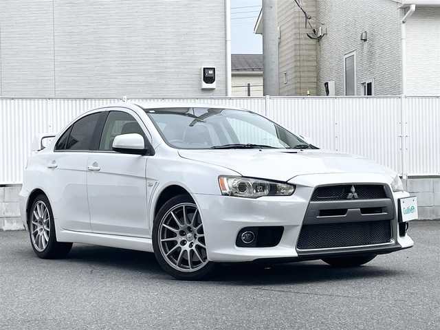 三菱 ランサー GSR エボリューションⅩ 栃木県 2008(平20)年 12.2万km シルキーホワイト ハイパフォーマンスパッケージ/・BILSTEIN社製単筒式ショックアブソーバー(フロント/リア)/・Eibach社製コイルスプリング(フロント/リア)/・brembo社製2ピースタイプフロント18インチベンチレーテッドディスクブレーキ/S-AWC/ツイステッドウイングタイプ大型リヤスポイラー/RECARO社製フロントバケットシート/ディスチャージヘッドライト/ツインクラッチSST+パドルシフト/7インチHDDナビ