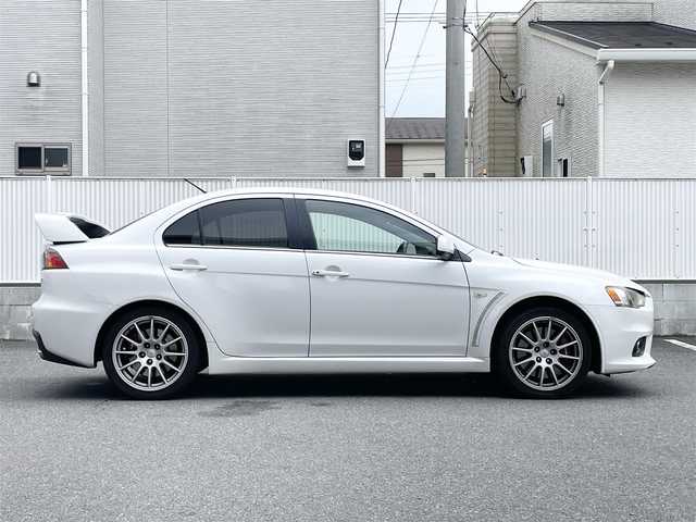 三菱 ランサー GSR エボリューションⅩ 栃木県 2008(平20)年 12.2万km シルキーホワイト ハイパフォーマンスパッケージ/・BILSTEIN社製単筒式ショックアブソーバー(フロント/リア)/・Eibach社製コイルスプリング(フロント/リア)/・brembo社製2ピースタイプフロント18インチベンチレーテッドディスクブレーキ/S-AWC/ツイステッドウイングタイプ大型リヤスポイラー/RECARO社製フロントバケットシート/ディスチャージヘッドライト/ツインクラッチSST+パドルシフト/7インチHDDナビ