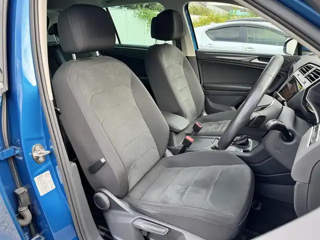 フォルクスワーゲン ティグアン TDI 4モーション ハイライン 埼玉県 2019(令1)年 6.6万km 青Ｍ 純正ナビ/フルセグTV/FM/AM/BT/App Connect、Android Auto、Mirror Link/純正ドラレコ前後/ビルトインETC2.0/バックカメラ/全周囲カメラ/クルーズコントロール 追従機能あり/レーンキープ/パワーバックドア/MT機能付きAT/パドルシフト/パーキングアシスト/シートヒーター(前席、後席)/社外ルーフBOX/レール（THULE）/サマータイヤ（Continental） タイヤのみ/全席オートPW/ステアリングリモコン/プッシュスタート/モード切替（エコ/ノーマル/スポーツ/雪/オフロード）/USB×3(前席×2、後席×1)/シガソケ12V/オートライト/スマートキー×2