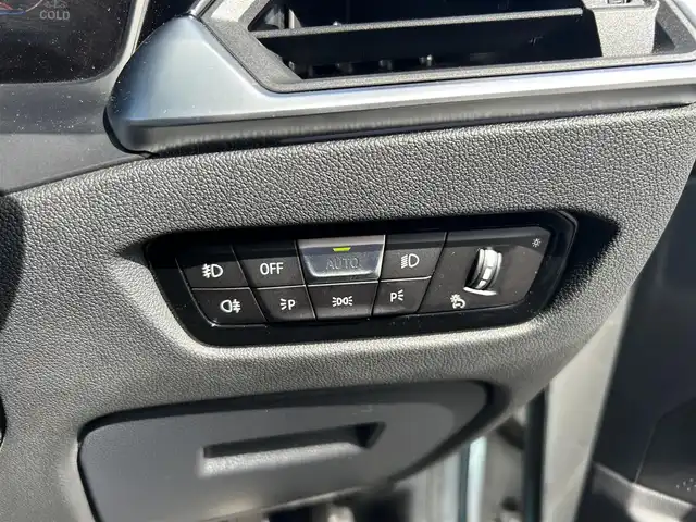 ＢＭＷ ３２０ｄ xDrive ツーリング Mスポーツ 滋賀県 2021(令3)年 4.3万km 白 ACC/360°カメラ/ハーフレザーシート/パワーシート（D/N）/シートヒーター（D/N）/メモリー付パワーシート（D）/LEDヘッドライト/オートライト/パワーテールゲート/ミラーETC