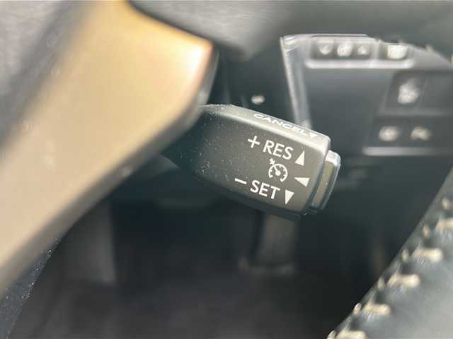 レクサス ＩＳ 300h バージョンL 広島県 2014(平26)年 8.8万km ホワイトパールクリスタルシャイン 禁煙/純正ナビ/CD/DVD/DTV/Bluetooth/Blu-ray/バックカメラ/クルーズコントロール/黒革シート/シートヒーター/シートベンチレーション/パワーシート/メモリーシート/クリアランスソナー/LEDオートライト/ビルトインETC/ステアリングスイッチ/パドルシフト/純正フロアマット/スマートキー/プッシュスタート