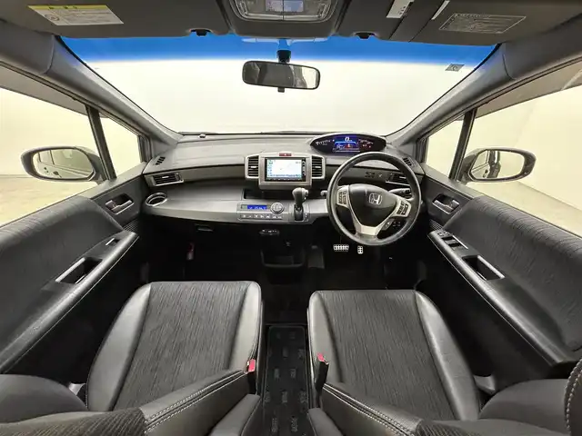 ホンダ フリード スパイク ハイブリット ジャストセレクション 岡山県 2015(平27)年 7.2万km グラマラスモーブP 純正ナビ/VXM-152VFi/(CD/DVD/TV/BT)/バックカメラ/両側パワースライドドア/HIDヘッドライト/オートライト/ビルトインETC/純正15インチアルミ/クルーズコントロール/社外フロアマット/ドアバイザー/スマートキー×1