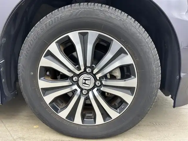 ホンダ フリード スパイク ハイブリット ジャストセレクション 岡山県 2015(平27)年 7.2万km グラマラスモーブP 純正ナビ/VXM-152VFi/(CD/DVD/TV/BT)/バックカメラ/両側パワースライドドア/HIDヘッドライト/オートライト/ビルトインETC/純正15インチアルミ/クルーズコントロール/社外フロアマット/ドアバイザー/スマートキー×1