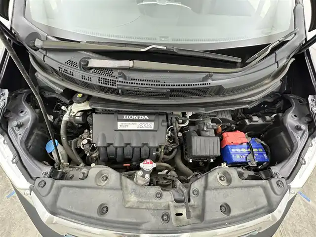 ホンダ フリード スパイク ハイブリット ジャストセレクション 岡山県 2015(平27)年 7.2万km グラマラスモーブP 純正ナビ/VXM-152VFi/(CD/DVD/TV/BT)/バックカメラ/両側パワースライドドア/HIDヘッドライト/オートライト/ビルトインETC/純正15インチアルミ/クルーズコントロール/社外フロアマット/ドアバイザー/スマートキー×1