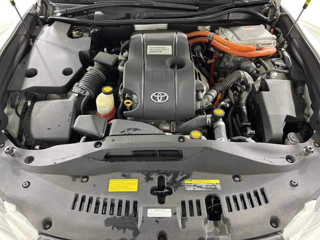 トヨタ クラウン ハイブリッド アスリートS 神奈川県 2013(平25)年 8.8万km ホワイトパールクリスタルシャイン TRDフルスポイラー/純正メーカーHDDナビゲーション/フルセグ　CD DVD　USB　Bluetooth　AM FM/バックカメラ/クルーズコントロール/前席シートヒーター/パワーシート/革巻きステアリング/ステアリングヒーター/ナノイー/SPORT/NOMAL/ECOモード/純正ビルトインETC/プッシュスタート/スマートキー/RAYS20インチアルミホイール/LEDヘッドランプ/フロントフォグランプ/オートライト/スペアキー