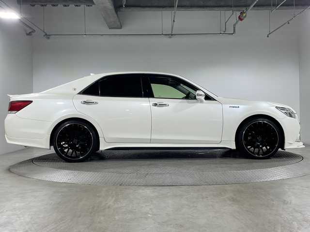 トヨタ クラウン ハイブリッド アスリートS 神奈川県 2013(平25)年 8.8万km ホワイトパールクリスタルシャイン TRDフルスポイラー/純正メーカーHDDナビゲーション/フルセグ　CD DVD　USB　Bluetooth　AM FM/バックカメラ/クルーズコントロール/前席シートヒーター/パワーシート/革巻きステアリング/ステアリングヒーター/ナノイー/SPORT/NOMAL/ECOモード/純正ビルトインETC/プッシュスタート/スマートキー/RAYS20インチアルミホイール/LEDヘッドランプ/フロントフォグランプ/オートライト/スペアキー