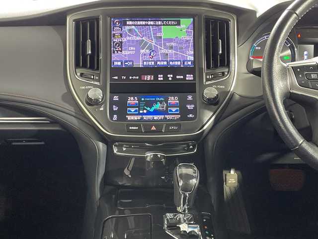 トヨタ クラウン ハイブリッド アスリートS 神奈川県 2013(平25)年 8.8万km ホワイトパールクリスタルシャイン TRDフルスポイラー/純正メーカーHDDナビゲーション/フルセグ　CD DVD　USB　Bluetooth　AM FM/バックカメラ/クルーズコントロール/前席シートヒーター/パワーシート/革巻きステアリング/ステアリングヒーター/ナノイー/SPORT/NOMAL/ECOモード/純正ビルトインETC/プッシュスタート/スマートキー/RAYS20インチアルミホイール/LEDヘッドランプ/フロントフォグランプ/オートライト/スペアキー