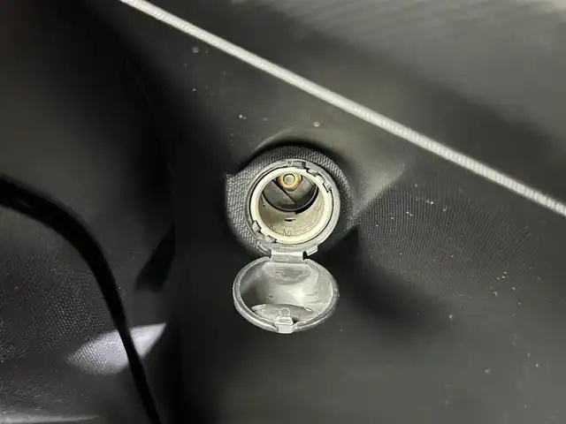 トヨタ アクア S 佐賀県 2015(平27)年 4.2万km グレーメタリック 純正ナビ/フルセグTV/CD/DVD/FM/AM/バックカメラ/ビルトインETC/ステアリングリモコン/LEDオートライト/電動格納ウィンカー付きミラー/スマートキー/スペアキー/シガーソケット/プッシュスタート/AAC