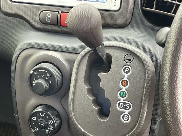 トヨタ ポルテ X 千葉県 2013(平25)年 3.6万km クリームベージュ 純正7インチナビ（NSCP-W62）/　（Bluetooth/CD/TV）/バックカメラ/アイドリングストップ/スタートボタン/パワーステアリング/ステアリングスイッチ/片側パワースライドドア/純正フロアマット/電格ミラー/ドアバイザー/フォグランプ