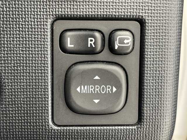 トヨタ ポルテ X 千葉県 2013(平25)年 3.6万km クリームベージュ 純正7インチナビ（NSCP-W62）/　（Bluetooth/CD/TV）/バックカメラ/アイドリングストップ/スタートボタン/パワーステアリング/ステアリングスイッチ/片側パワースライドドア/純正フロアマット/電格ミラー/ドアバイザー/フォグランプ