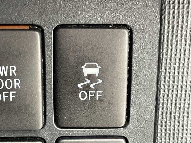 トヨタ ポルテ X 千葉県 2013(平25)年 3.6万km クリームベージュ 純正7インチナビ（NSCP-W62）/　（Bluetooth/CD/TV）/バックカメラ/アイドリングストップ/スタートボタン/パワーステアリング/ステアリングスイッチ/片側パワースライドドア/純正フロアマット/電格ミラー/ドアバイザー/フォグランプ