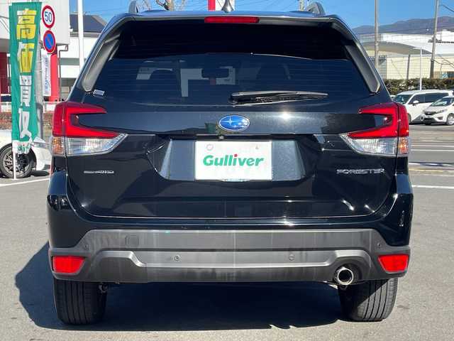 スバル フォレスター プレミアム 長野県 2019(令1)年 4.2万km クリスタルブラックシリカ ８インチ純正ナビ/(CN-FX800DFD)/Bluetooth Audio/ビルドインＥＴＣ/バックカメラ/フロント/サイドカメラ/追従クルーズコントロール/コーナーセンサー/電動リアゲート/ステアリングヒーター/ステアリングスイッチ/本革巻ステアリング/パドルシフト/デジタルインナーミラー/パワーシートＤ＋Ｎ席/シートヒーター（全席）/純正フロアマット/プッシュスタート/オートライト/フォグランプ/ドアバイザー/トノカバー/スマートキー/スペアキー×１/横滑り防止機能/盗難防止機能