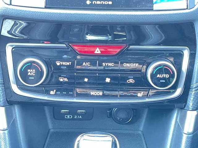 スバル フォレスター プレミアム 長野県 2019(令1)年 4.2万km クリスタルブラックシリカ ８インチ純正ナビ/(CN-FX800DFD)/Bluetooth Audio/ビルドインＥＴＣ/バックカメラ/フロント/サイドカメラ/追従クルーズコントロール/コーナーセンサー/電動リアゲート/ステアリングヒーター/ステアリングスイッチ/本革巻ステアリング/パドルシフト/デジタルインナーミラー/パワーシートＤ＋Ｎ席/シートヒーター（全席）/純正フロアマット/プッシュスタート/オートライト/フォグランプ/ドアバイザー/トノカバー/スマートキー/スペアキー×１/横滑り防止機能/盗難防止機能