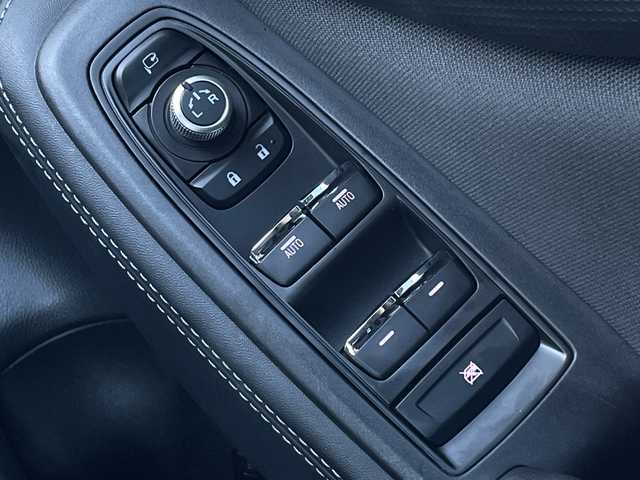 スバル フォレスター プレミアム 長野県 2019(令1)年 4.2万km クリスタルブラックシリカ ８インチ純正ナビ/(CN-FX800DFD)/Bluetooth Audio/ビルドインＥＴＣ/バックカメラ/フロント/サイドカメラ/追従クルーズコントロール/コーナーセンサー/電動リアゲート/ステアリングヒーター/ステアリングスイッチ/本革巻ステアリング/パドルシフト/デジタルインナーミラー/パワーシートＤ＋Ｎ席/シートヒーター（全席）/純正フロアマット/プッシュスタート/オートライト/フォグランプ/ドアバイザー/トノカバー/スマートキー/スペアキー×１/横滑り防止機能/盗難防止機能