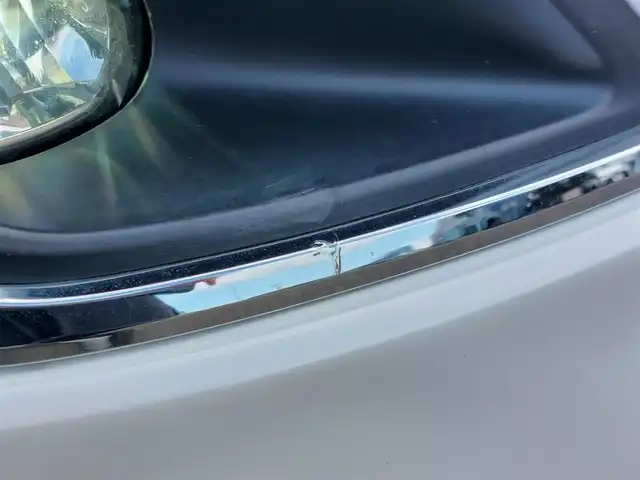 トヨタ エスクァイア Gi プレミアムパッケージ 東京都 2018(平30)年 3.5万km ホワイトパールクリスタルシャイン 純正10インチナビ(NSZN-Z66T)/【AM/FM/DISC/SD/TV/BT】/純正12インチフリップダウンモニター/ビルトインETC2.0/ドライブレコーダー/バックカメラ/クルーズコントロール/両側電動スライドドア/プリクラッシュセーフティ/レーンディパーチャーアラート/アイドリングストップ/ステアリングヒーター/シートヒーター/ハーフレザーシート/コーナーセンサー/LEDヘッドライト/フォグランプ/プッシュスタート/スマートキー/スペアキー×１