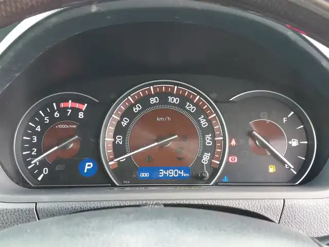 トヨタ エスクァイア Gi プレミアムパッケージ 東京都 2018(平30)年 3.5万km ホワイトパールクリスタルシャイン 純正10インチナビ(NSZN-Z66T)/【AM/FM/DISC/SD/TV/BT】/純正12インチフリップダウンモニター/ビルトインETC2.0/ドライブレコーダー/バックカメラ/クルーズコントロール/両側電動スライドドア/プリクラッシュセーフティ/レーンディパーチャーアラート/アイドリングストップ/ステアリングヒーター/シートヒーター/ハーフレザーシート/コーナーセンサー/LEDヘッドライト/フォグランプ/プッシュスタート/スマートキー/スペアキー×１