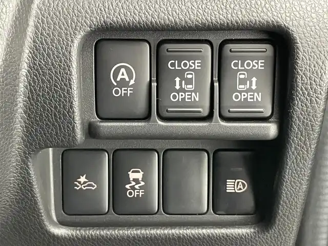 日産 デイズ ルークス ハイウェイスターX 愛知県 2017(平29)年 3.9万km プレミアムパープルP 純正ナビ　全方位カメラ　ドラレコ　禁煙　フルセグTV　Bluetooth　ETC　USB　両側パワスラ　エマブレ　衝突軽減　オートハイビーム　HIDオートライト　フォグ　純正フロアマット　リアシェード　アイドリングストップ　プッシュスタート　スマートキー