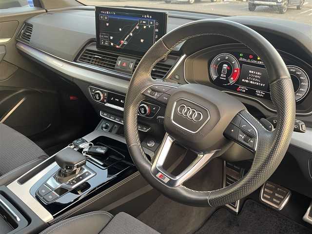 アウディ Ｑ５ 40TDIクワトロ Sライン 広島県 2021(令3)年 4.2万km ミトスブラックメタリック サンルーフ/バーチャルコックピット/ワンオーナー/純正ナビ/フルセグテレビ/Bluetooth/アイドリングストップ/ウィンカーミラー/クルーズコントロール（追従有り）/プッシュスタート/パワーバックドア/ETC2.0/オートライト/シートヒーター/純正前後ドラレコ/パワーシート（D/N席）