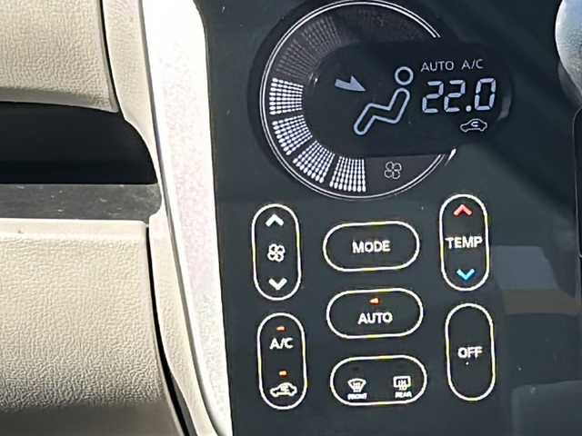 三菱 ｅＫワゴン G　セーフティPKG 山口県 2018(平30)年 4.6万km レッドメタリック ワンオーナー /全方位カメラ/ドライブレコーダー /スマートキー/スペアキー/純正CD/革巻きステアリング/ステアリングスイッチ/LEDヘッドランプ/オートライト /衝突被害軽減ブレーキ/アイドリングストップ/D席シートヒーター/純正フロアマット/ドアバイザー/電動格納ミラー/保証書/取扱説明書