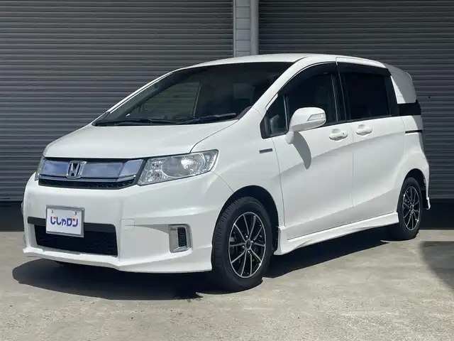 ホンダ フリード スパイク ハイブリット ジャストセレクション 茨城県 2014(平26)年 9.5万km ホワイトオーキッドパール (株)IDOMが運営する【じしゃロン水戸店】の自社ローン専用車両になりますこちらは現金またはオートローンご利用時の価格です。自社ローンご希望の方は別途その旨お申付け下さい/純正ナビ/-CD DVD BT フルセグTV-/フリップダウンモニター/両側パワスラ/スペアキー/バックカメラ