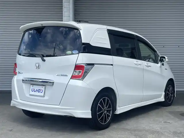 ホンダ フリード スパイク ハイブリット ジャストセレクション 茨城県 2014(平26)年 9.5万km ホワイトオーキッドパール (株)IDOMが運営する【じしゃロン水戸店】の自社ローン専用車両になりますこちらは現金またはオートローンご利用時の価格です。自社ローンご希望の方は別途その旨お申付け下さい/純正ナビ/-CD DVD BT フルセグTV-/フリップダウンモニター/両側パワスラ/スペアキー/バックカメラ