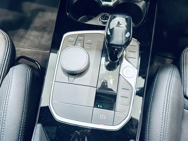 ＢＭＷ ＢＭＷ １１８ｄ Mスポーツ 大阪府 2020(令2)年 3.2万km 黒 ワンオーナー/ハーフレザー/Dメモリ付きパワーシート/純正ナビ/バックカメラ/applecarplay/純正18インチAW/LEDヘッドライト/クリアランスソナー/ブラインドスポット/ワイヤレス充電