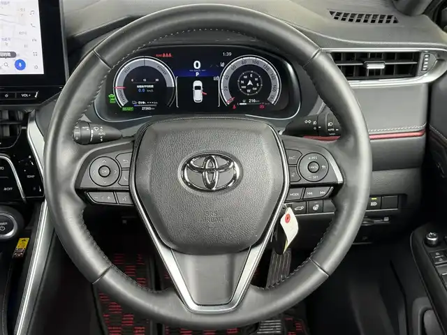 トヨタ ハリアー ＰＨＥＶ Z 愛知県 2023(令5)年 2.8万km プレシャスブラックパール ４WD/純正12.3型ナビ（フルセグ、Bluetooth、AppleCarplay）/全方位カメラ/HUD/BSM/ACC/全席シートヒーター/シートエアコン（D+N)/ハンドルヒーター/100V電源/ETC2.0/デジタルインナーミラー/前後ドラレコ/衝突軽減ブレーキ/レーンキープアシスト/オートハイビーム/LEDヘッドライト/パワーシート（D+N)/パワーバックドア/USB/コーナーセンサー/スマートキー/フォグライト/純正19インチAW/社外フロアマット/三点エアバック/横滑り防止装置