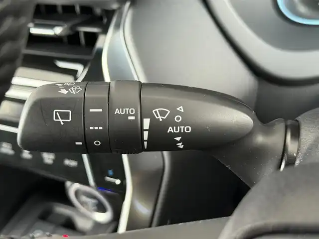 トヨタ ハリアー ＰＨＥＶ Z 愛知県 2023(令5)年 2.8万km プレシャスブラックパール ４WD/純正12.3型ナビ（フルセグ、Bluetooth、AppleCarplay）/全方位カメラ/HUD/BSM/ACC/全席シートヒーター/シートエアコン（D+N)/ハンドルヒーター/100V電源/ETC2.0/デジタルインナーミラー/前後ドラレコ/衝突軽減ブレーキ/レーンキープアシスト/オートハイビーム/LEDヘッドライト/パワーシート（D+N)/パワーバックドア/USB/コーナーセンサー/スマートキー/フォグライト/純正19インチAW/社外フロアマット/三点エアバック/横滑り防止装置