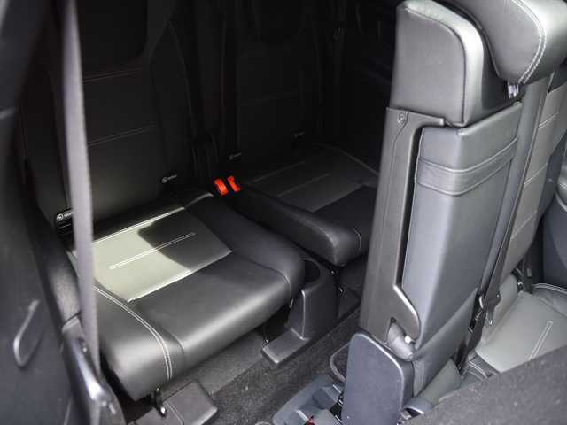 メルセデス・ベンツ Ｍ・ベンツ ＧＬＢ２００ｄ 4マチック AMGライン 和歌山県 2022(令4)年 4.2万km 赤 レザーエクスクルーシブパッケージ/アドバンスドパッケージ/レーダーセーフティパッケージ/パノラマSR/ヘッドアップディスプレイ/オートテールゲート/純正ナビ/360度カメラ/フルセグTV/キーレスゴー/アンビエントライト/パドルシフト/純19incAW/LEDヘッドライト/ETC/保証書/取扱説明書/スペアキー