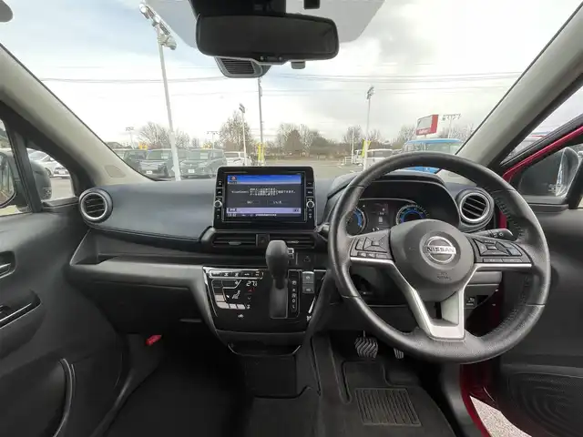 日産 デイズ HWS X プロパイロットED 栃木県 2020(令2)年 5.4万km スパークリングレッド/ブラック プロパイロット/・インテリジェントエマージェンシーブレーキ/・前方衝突予測警報（FCW）/・車線逸脱防止支援システム（LI）/・車線逸脱警報（LDW)/・ふらつき警報（DA）/・踏み間違い衝突防止アシスト/・ハイビームアシスト/・SOSコール/・標識認識機能/・先行車発進お知らせ/純正9インチSDナビ/・フルセグTV/・CD/DVD/BT/・iPod/USB/SD/・AM.FM/アラウンドビューモニター/純正ドライブレコーダー/ETC/革巻きステアリング/ステアリングスイッチ/電子パーキングブレーキ/オートホールド/USBポート/アイドリングストップ/LEDヘッドライト/フォグランプ/オートライト/スマートキー×２/プッシュスタート/純正14インチAW/純正フロアマット/純正ドアバイザー/横滑り防止システム/電動格納ウィンカーミラー