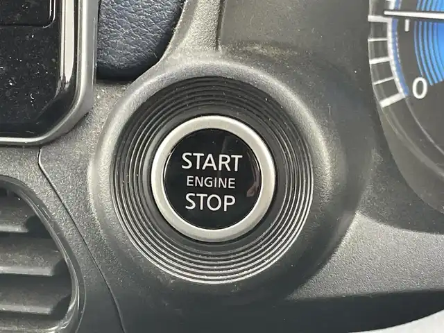 日産 デイズ HWS X プロパイロットED 栃木県 2020(令2)年 5.4万km スパークリングレッド/ブラック プロパイロット/・インテリジェントエマージェンシーブレーキ/・前方衝突予測警報（FCW）/・車線逸脱防止支援システム（LI）/・車線逸脱警報（LDW)/・ふらつき警報（DA）/・踏み間違い衝突防止アシスト/・ハイビームアシスト/・SOSコール/・標識認識機能/・先行車発進お知らせ/純正9インチSDナビ/・フルセグTV/・CD/DVD/BT/・iPod/USB/SD/・AM.FM/アラウンドビューモニター/純正ドライブレコーダー/ETC/革巻きステアリング/ステアリングスイッチ/電子パーキングブレーキ/オートホールド/USBポート/アイドリングストップ/LEDヘッドライト/フォグランプ/オートライト/スマートキー×２/プッシュスタート/純正14インチAW/純正フロアマット/純正ドアバイザー/横滑り防止システム/電動格納ウィンカーミラー